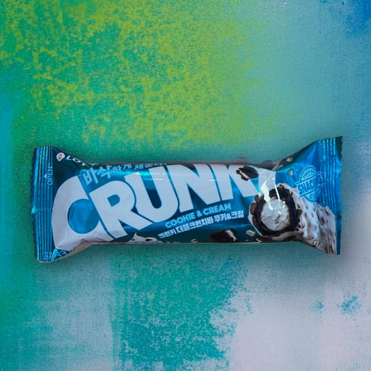 Crunky Cookies & Cream Chocolate Bar